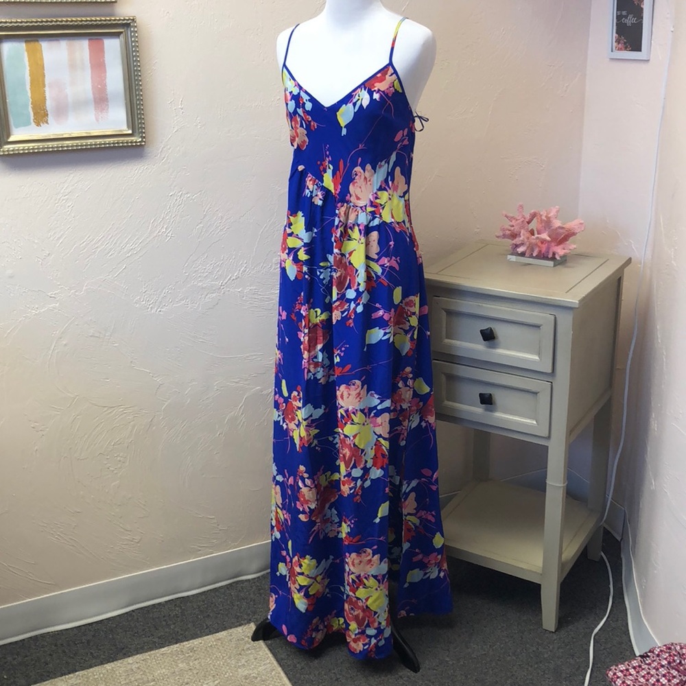 Yumi and Kim Maxi